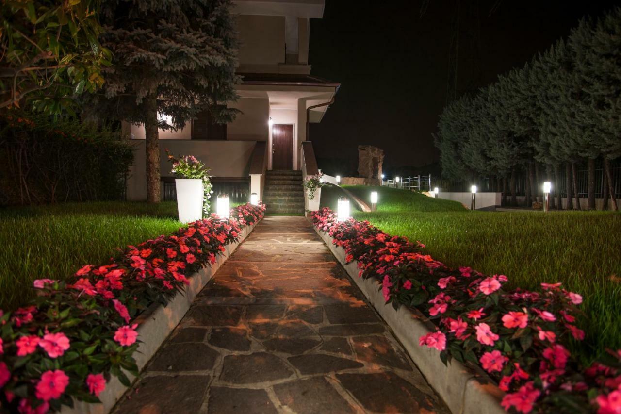 B&B Villa Aurora Brugherio Ngoại thất bức ảnh